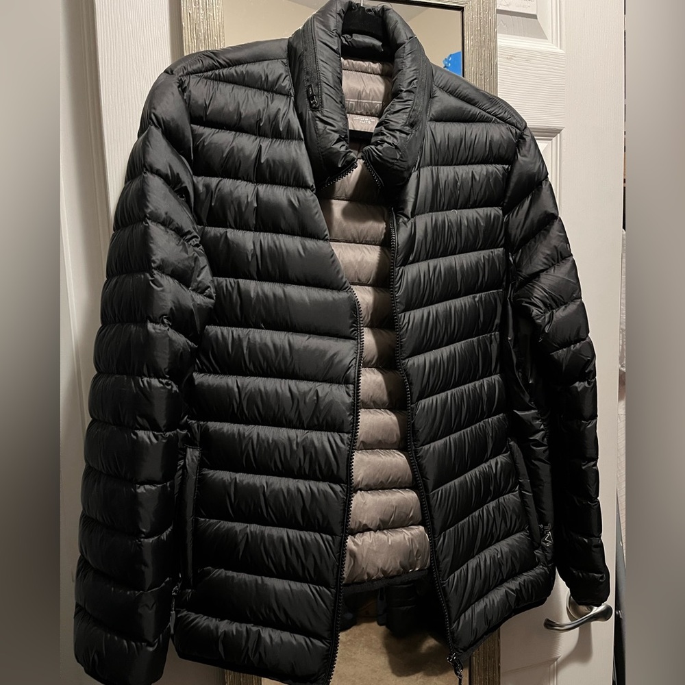 TUMI Packable puffer jacket